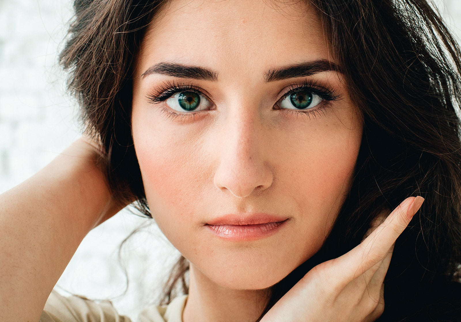 ¡REJUVENECE TU MIRADA EN SOLO 3 SENCILLOS PASOS!